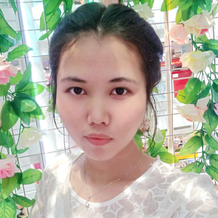 刘月