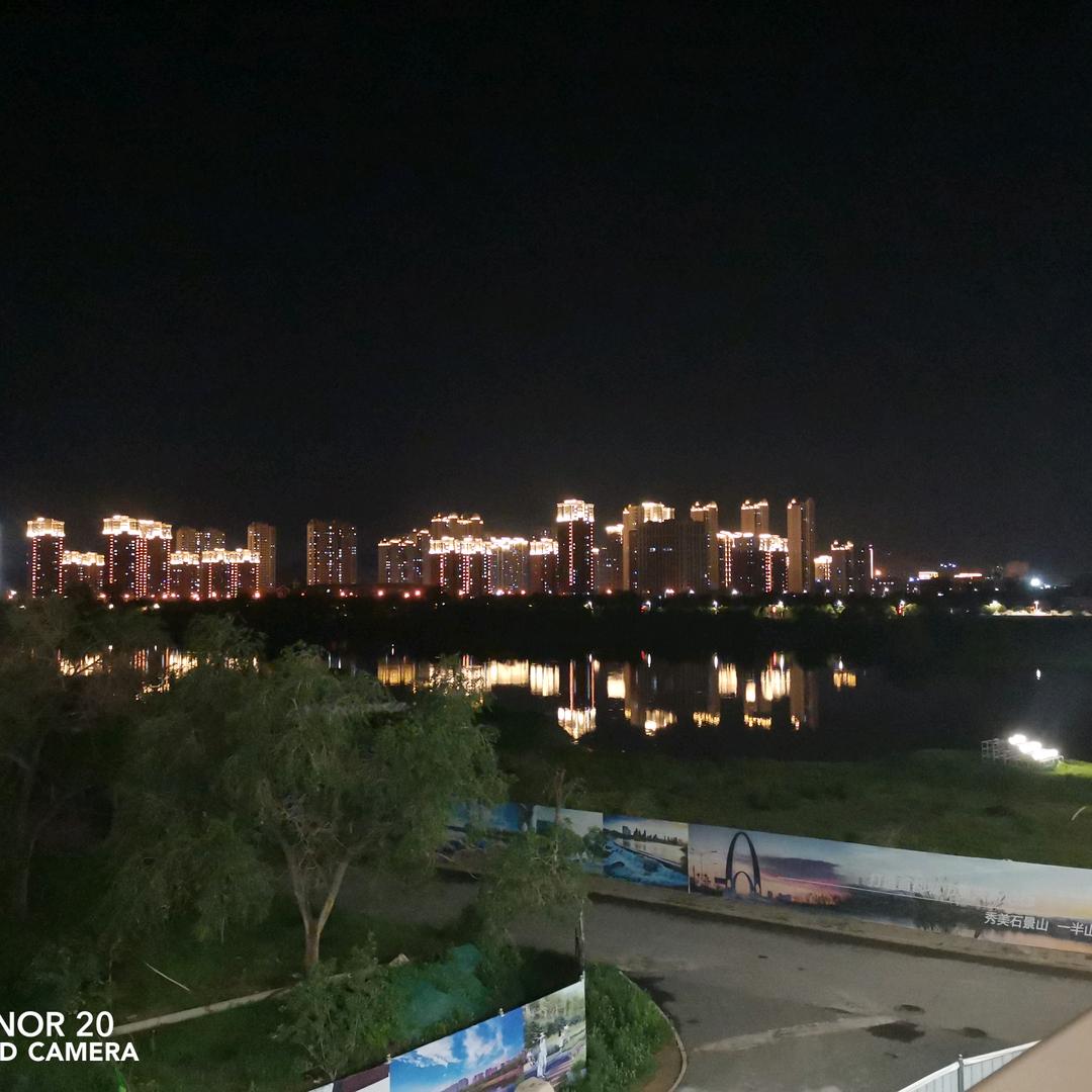 闫波