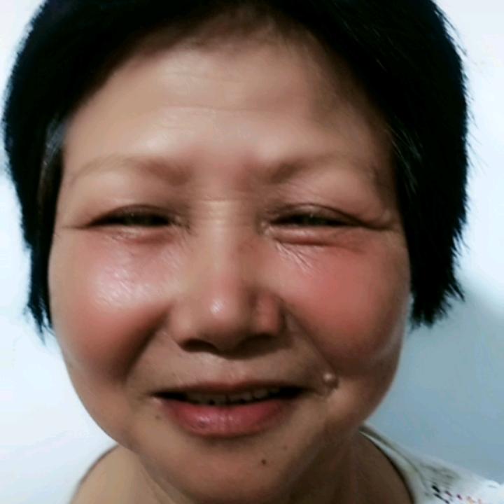 周奶奶