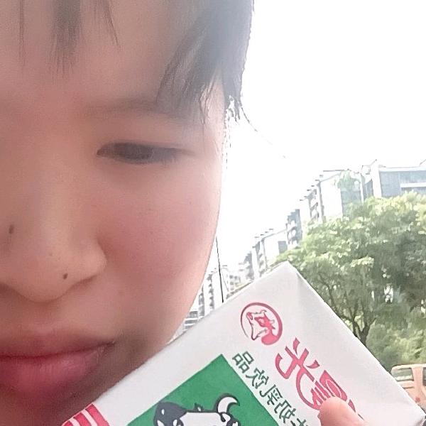 黄琳