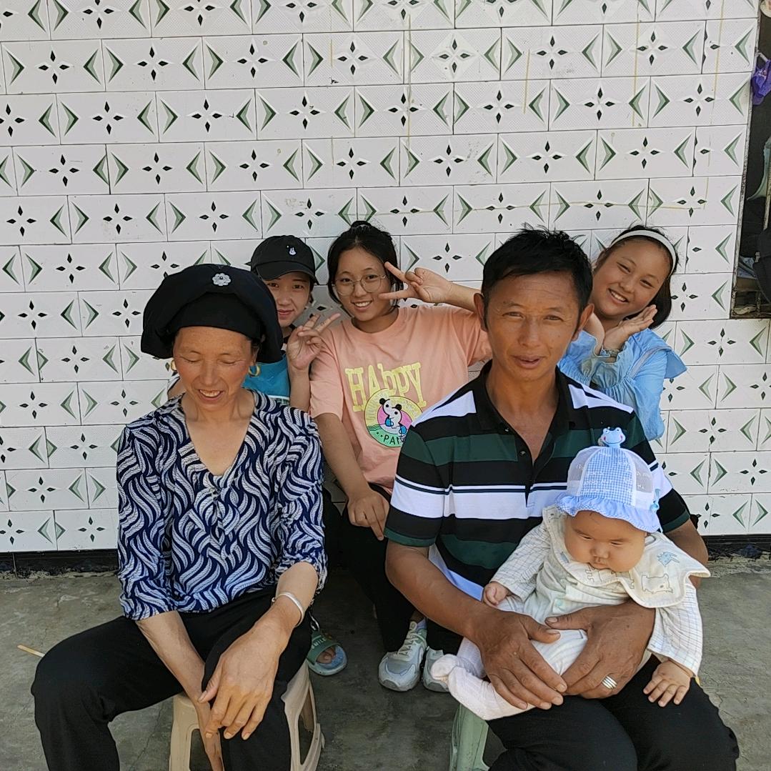 雅安小倪。