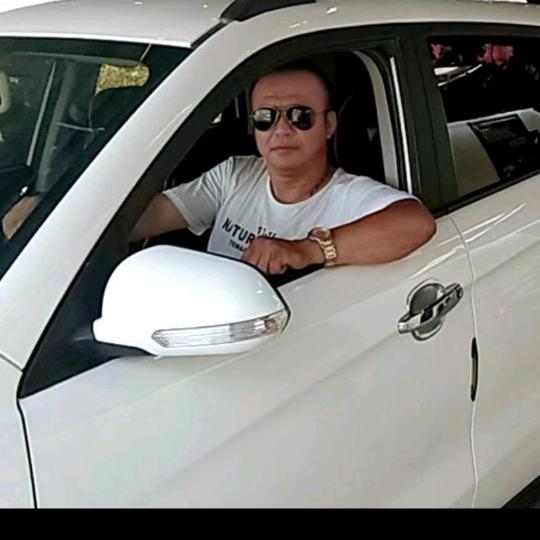 杨立新