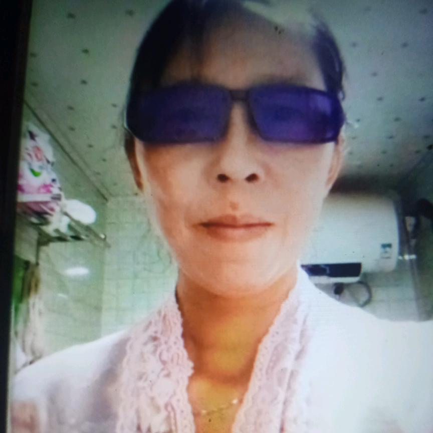 刘彩平