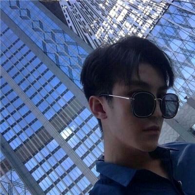 打小就很酷
