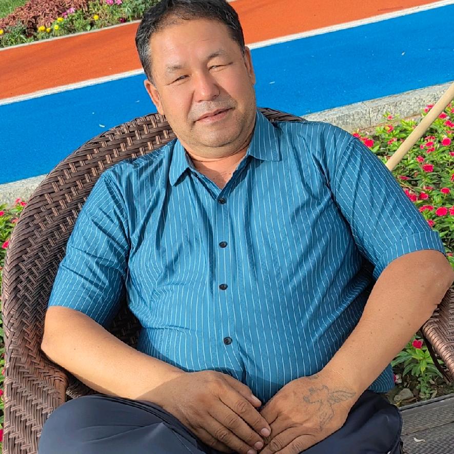 阿卜力克木江. 老师