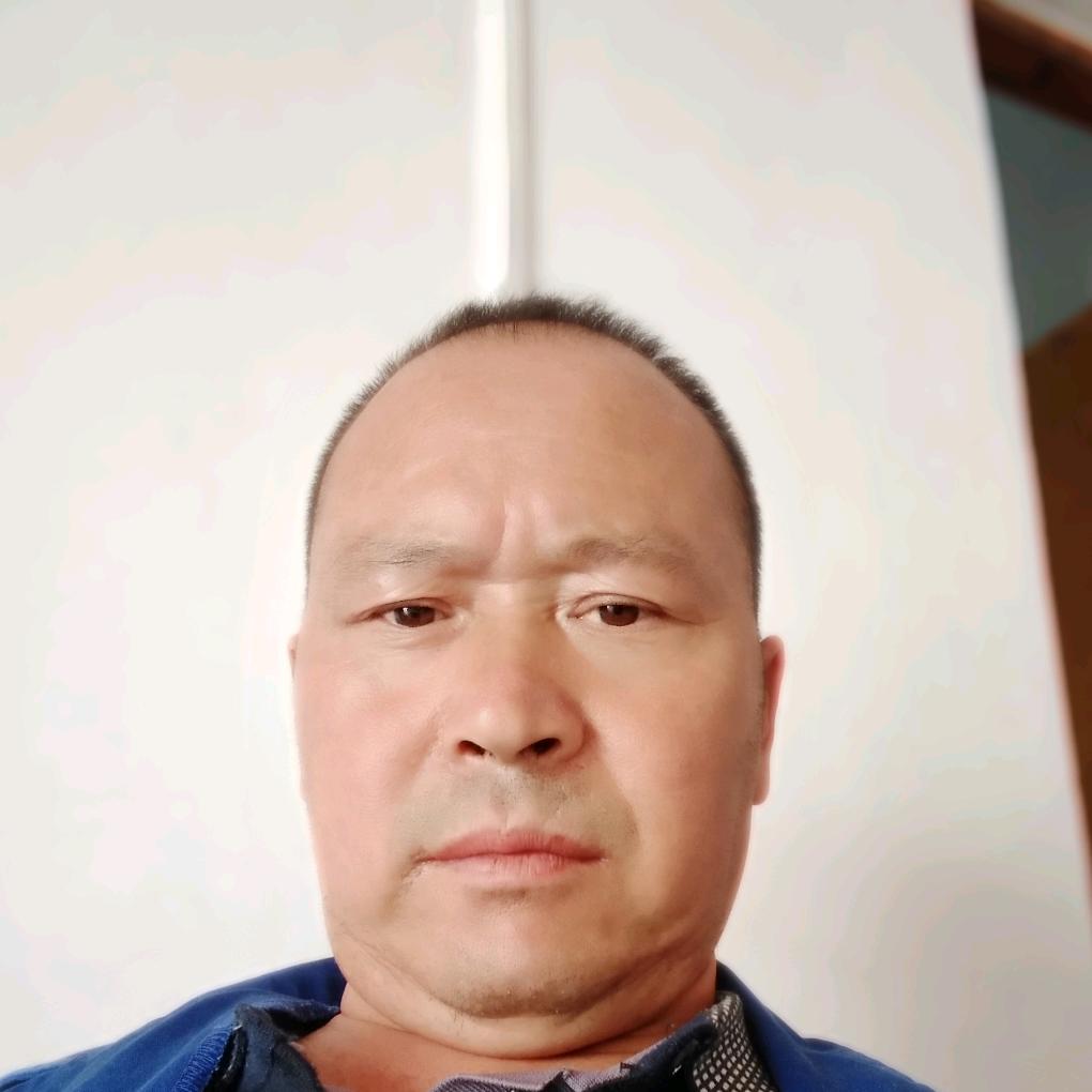 秭归独臂果农.珍桃园