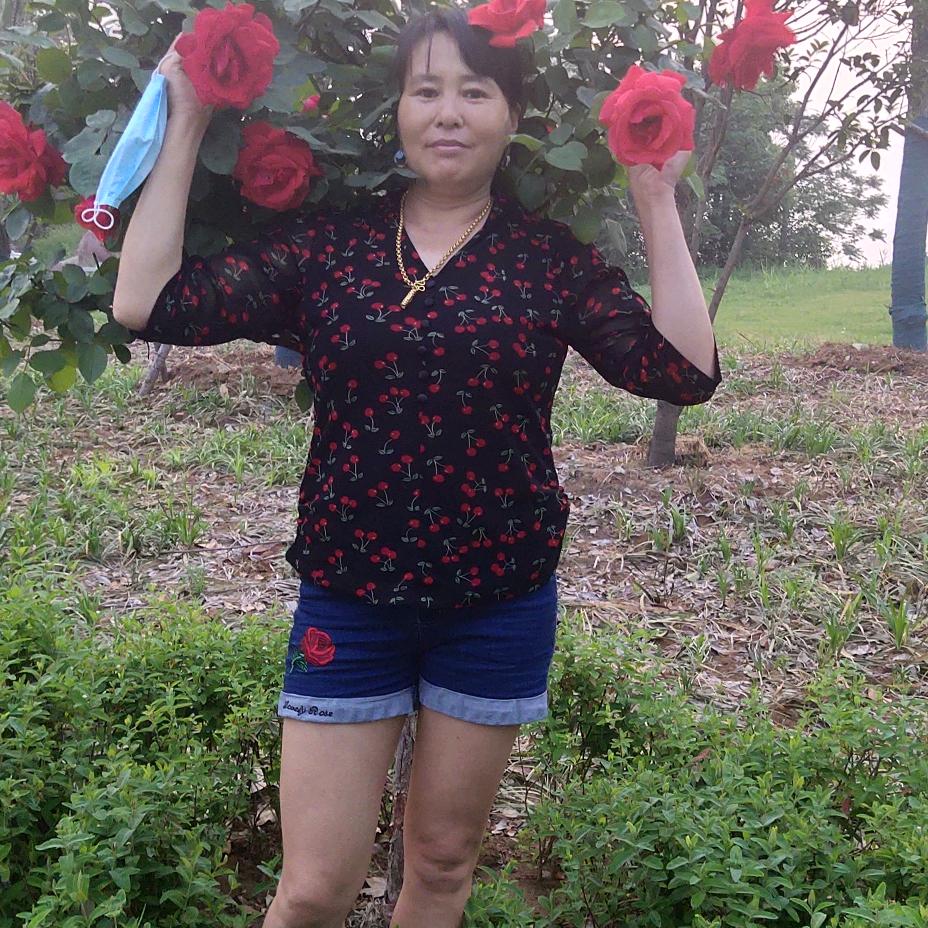 杨丽