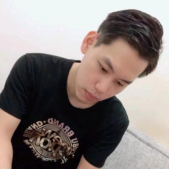 深圳市罗湖区鑫伟烽珠宝行