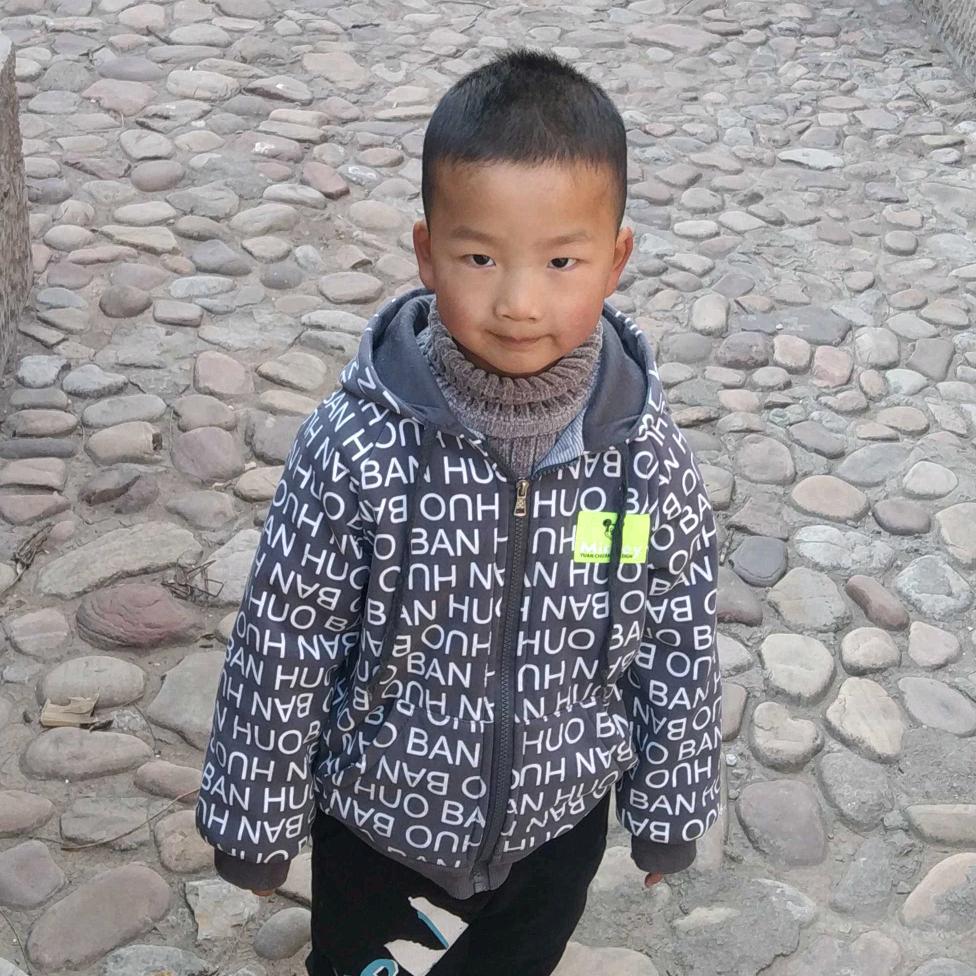 可爱的小胖子ＯＫ(ゝω・´★)