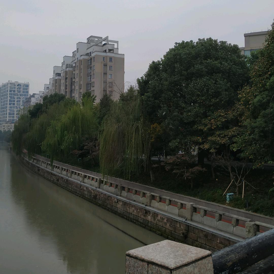 碧水蓝天@