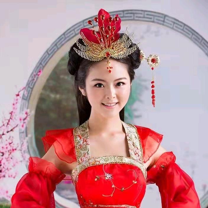 孟小霞