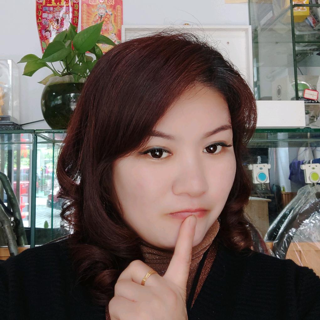 冷艳玫瑰🌹🌹