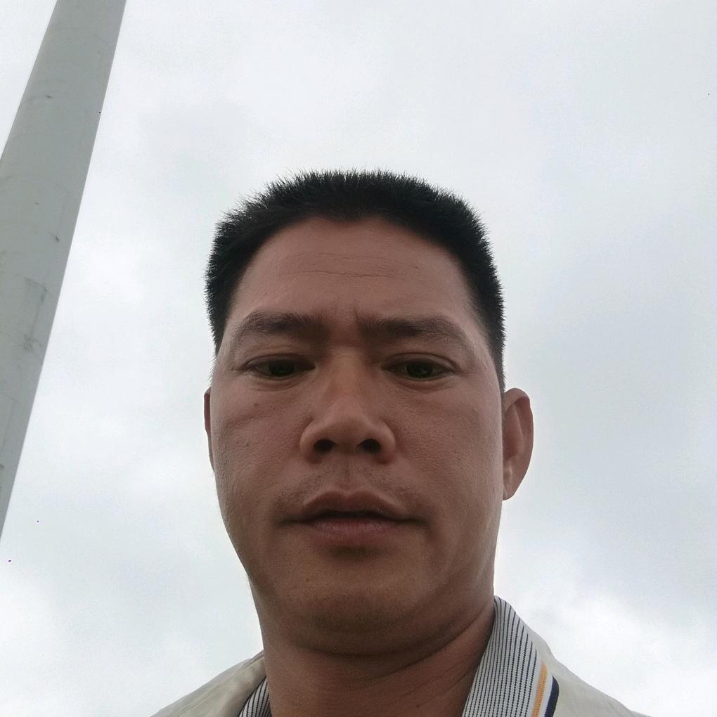 梁少