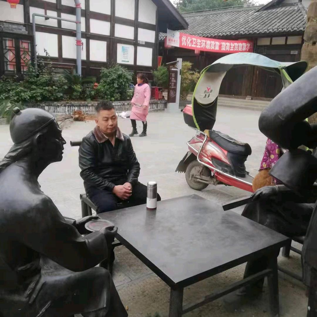 军哥。