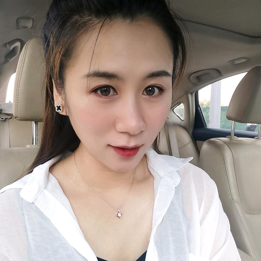 宝儿姐爱蹦跶💃