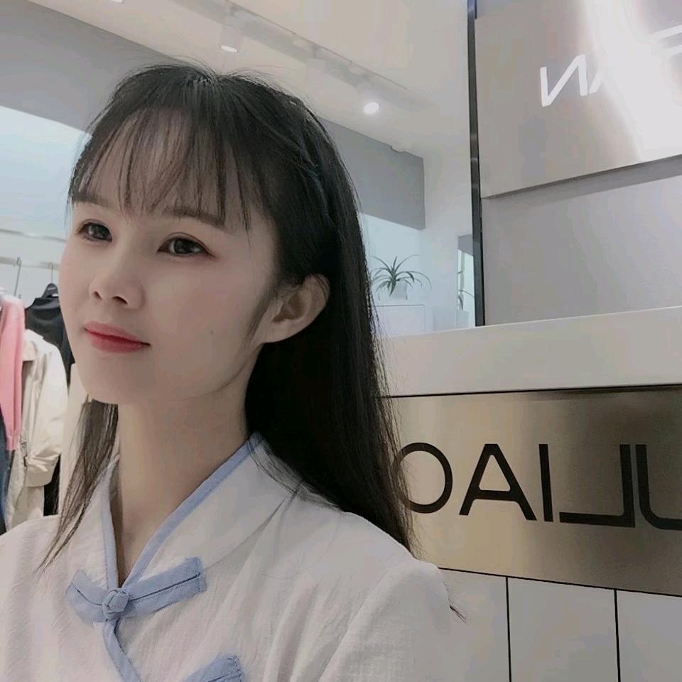 罗甸YYDS美甲美睫化妆