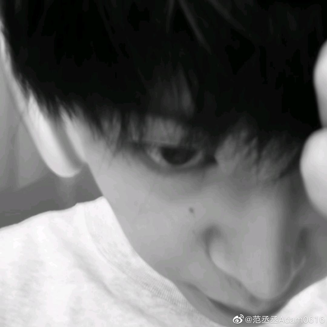Liu L