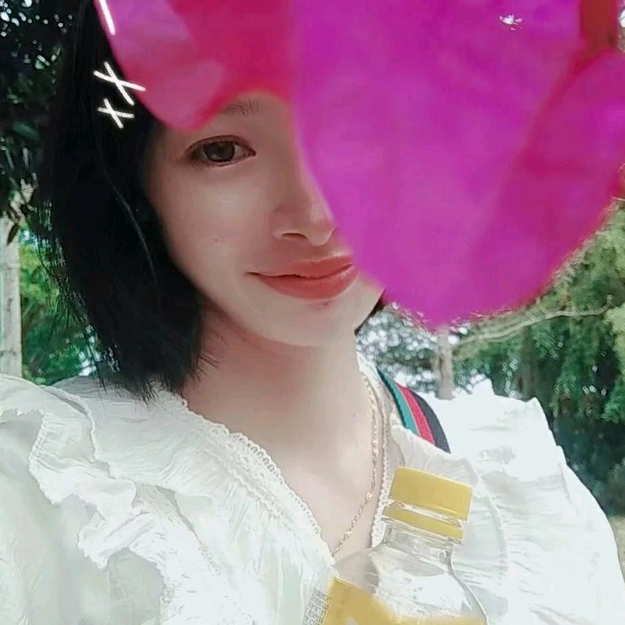 小小兰花草。