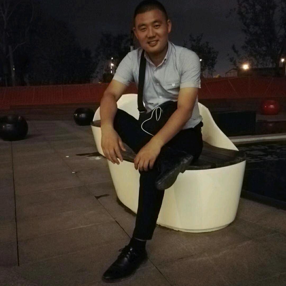 李敬伟