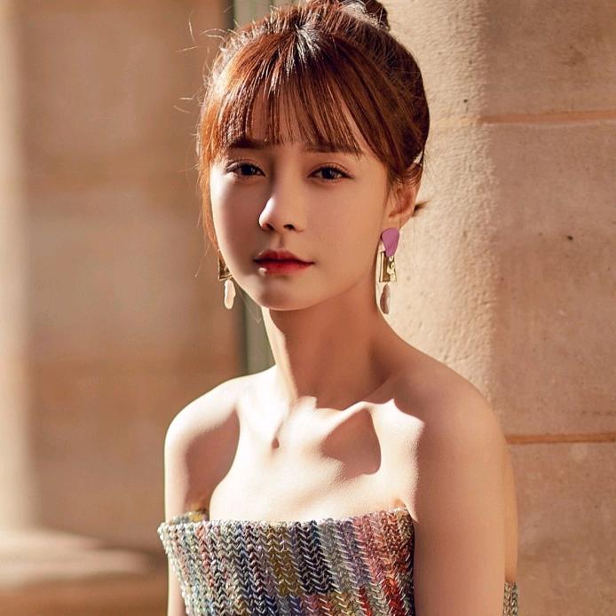 没心没肺的活着最快乐！别再自作多情，特累