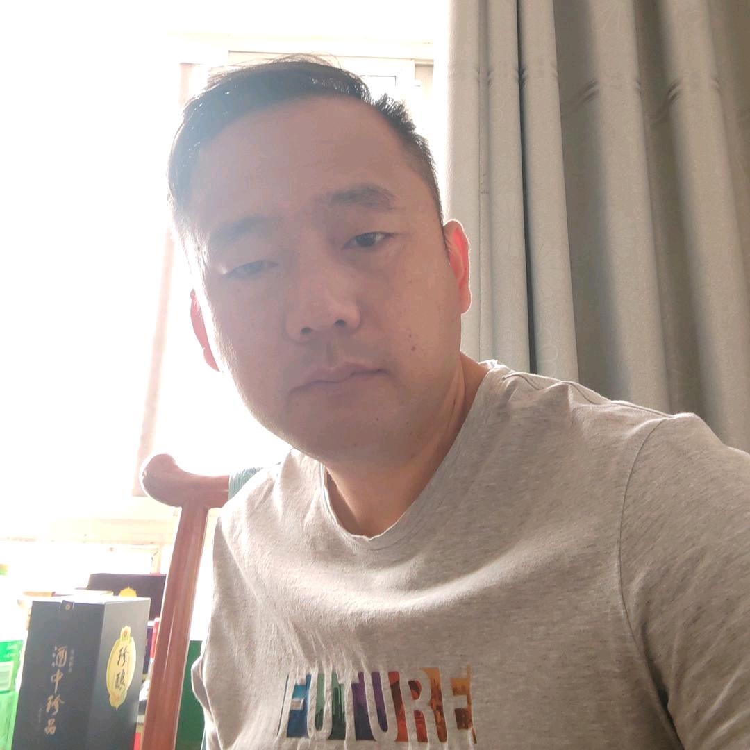 酒圈鉴定师    二哥