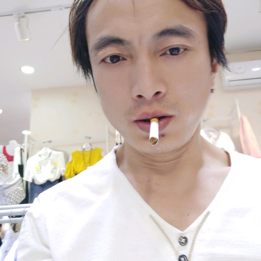 游来游去🐟
