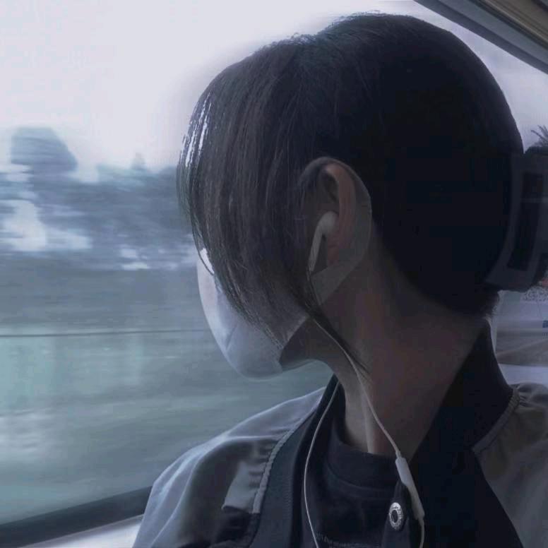 莫