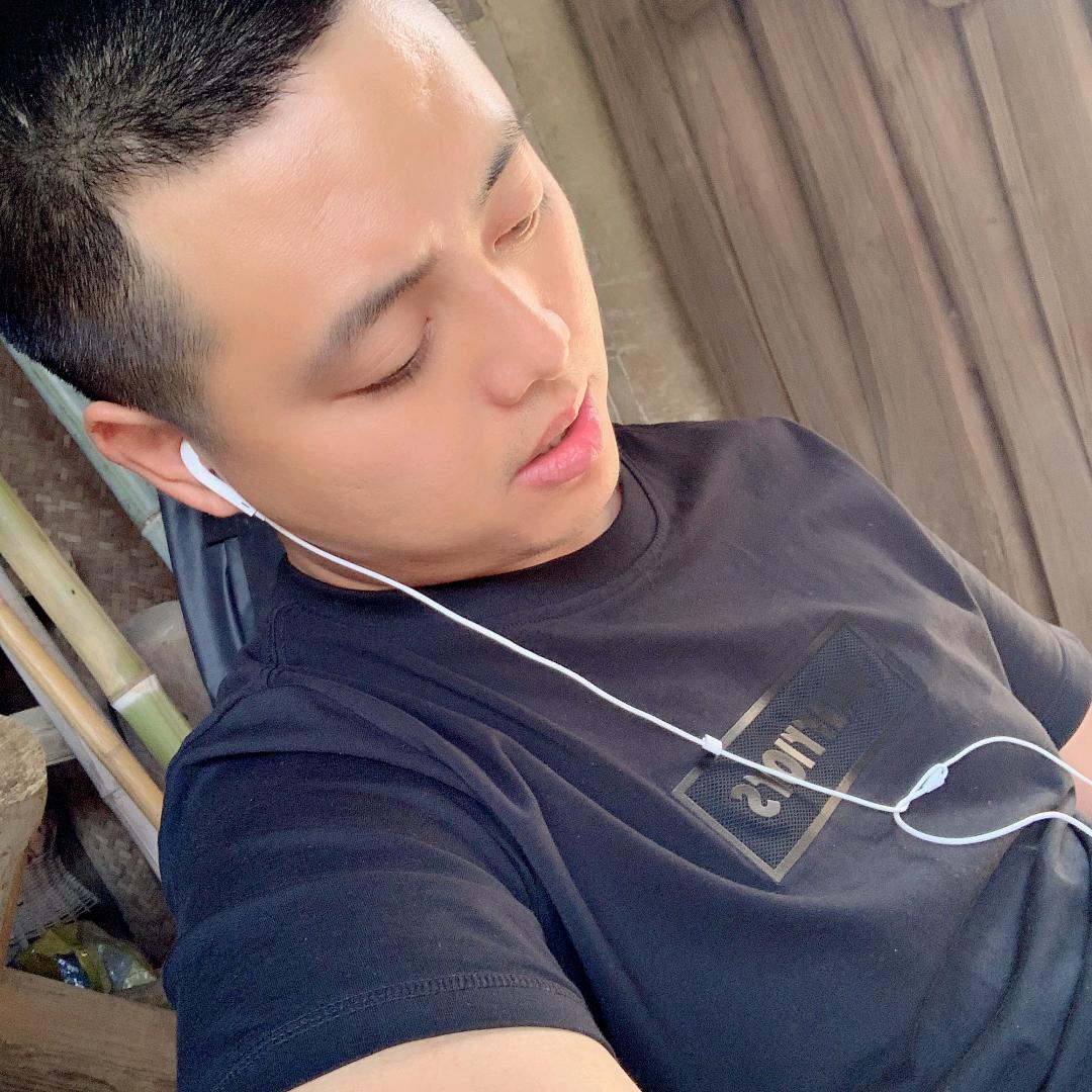 眼睛大蛮个