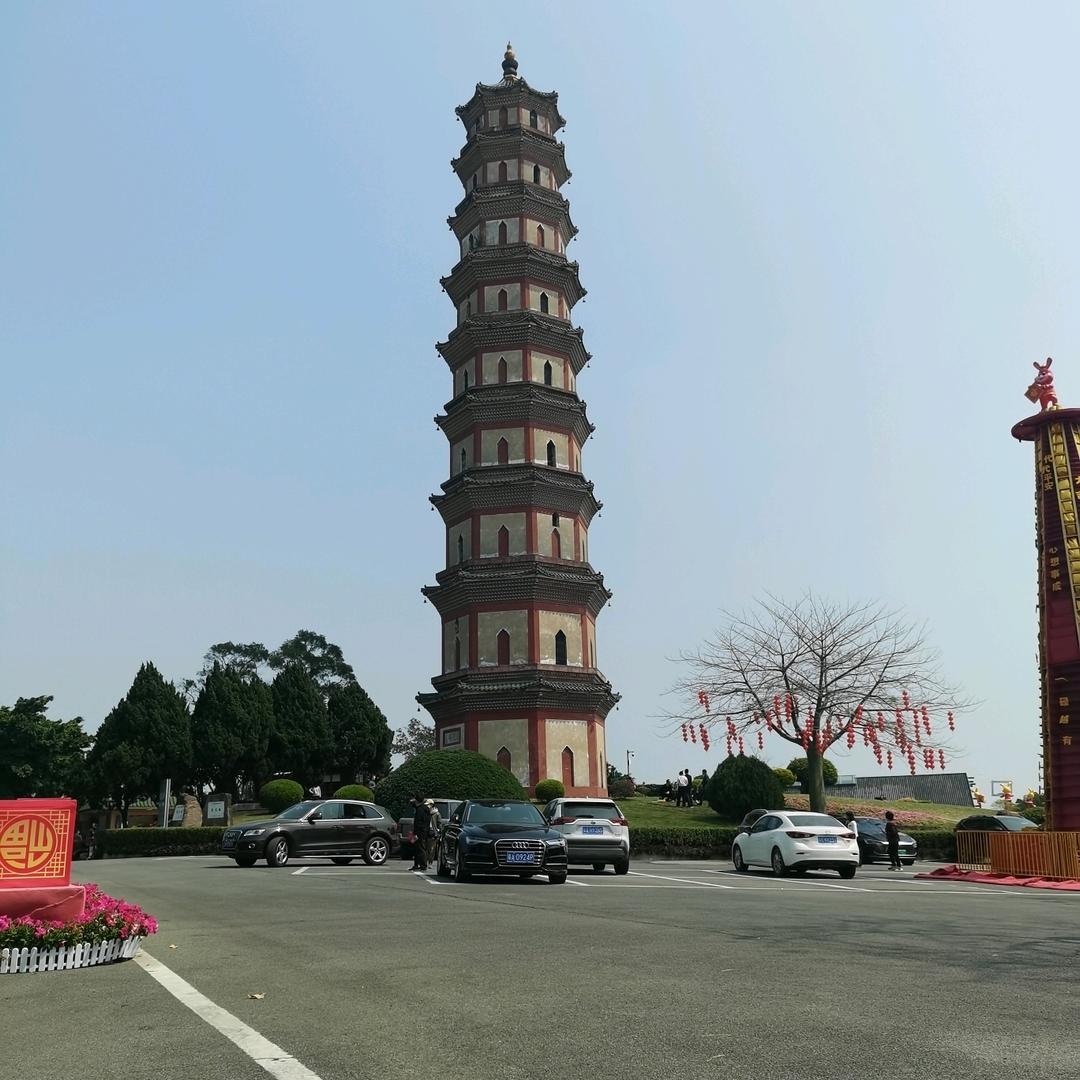 小廖…