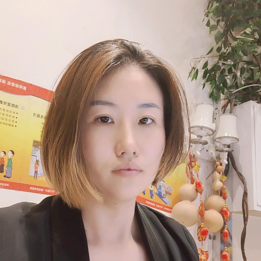 紫龍婧