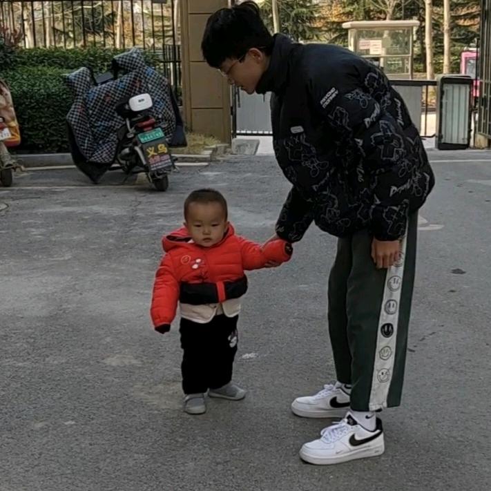 鑫昕向荣