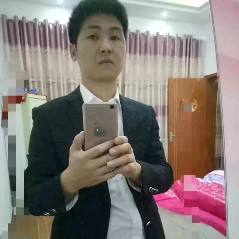 阿亮