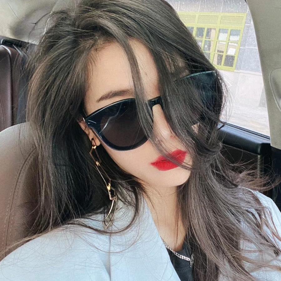 @ 冷婷