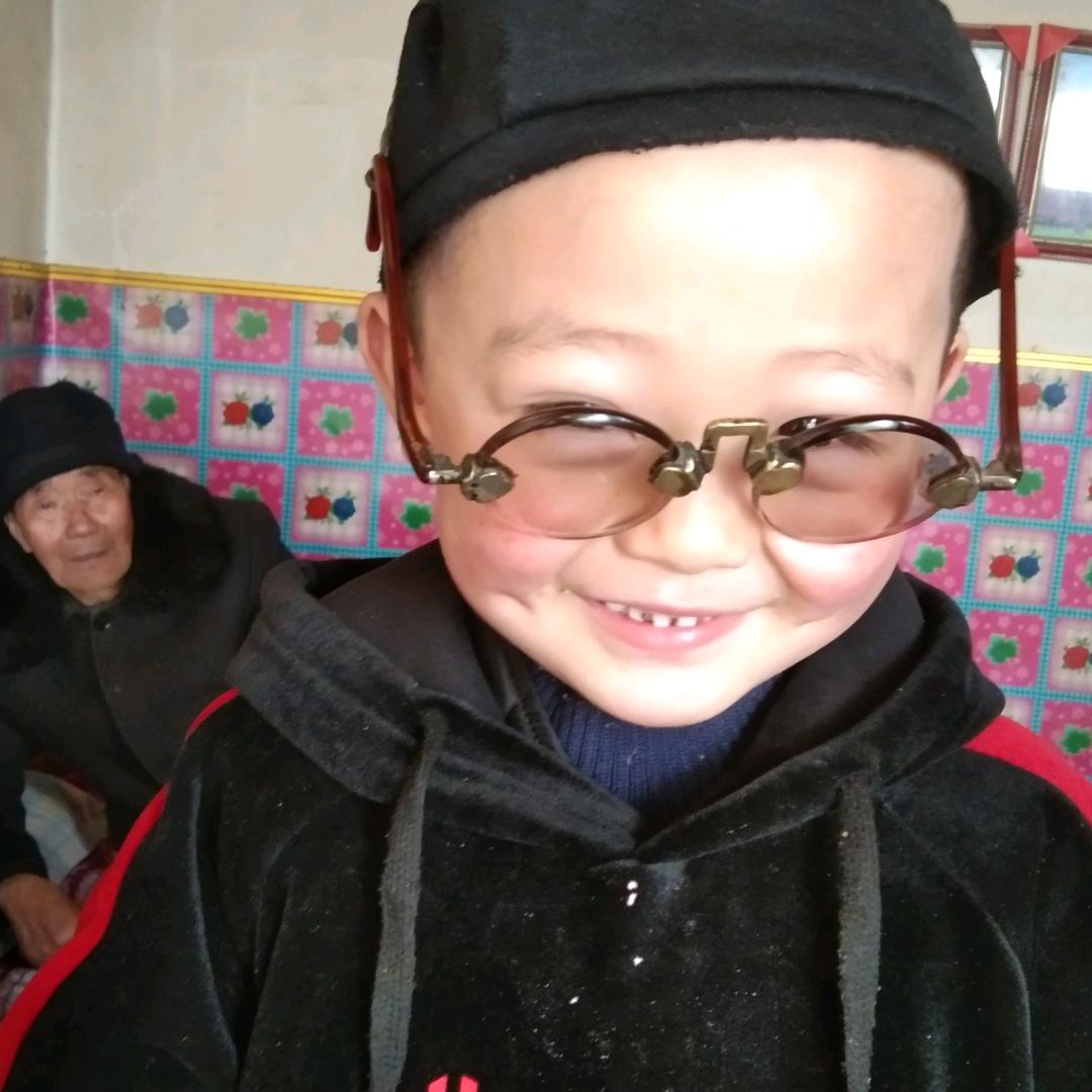 张祎东