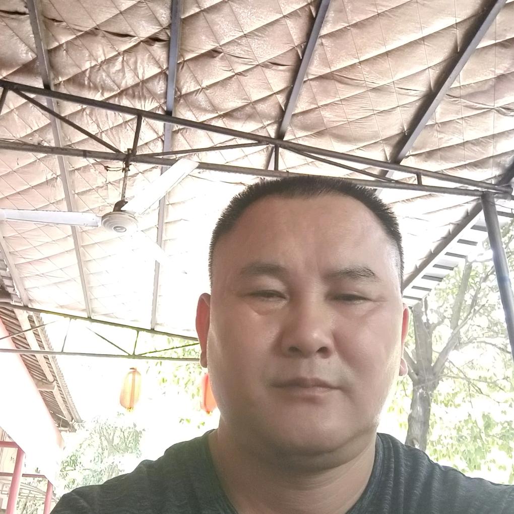 欢乐柴火饭庄
