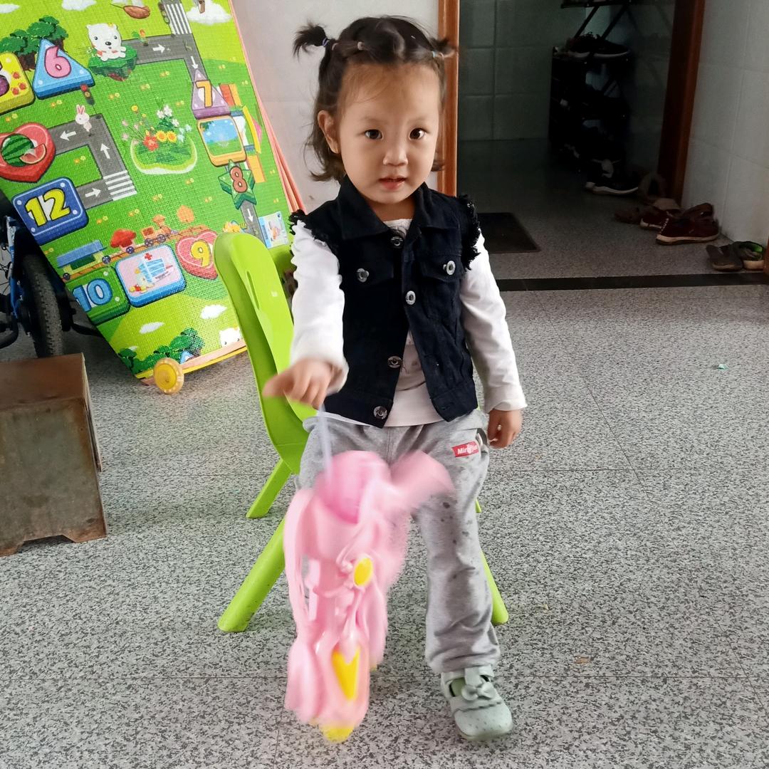 樱桃小妹