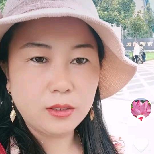 活泼开朗不一样的我