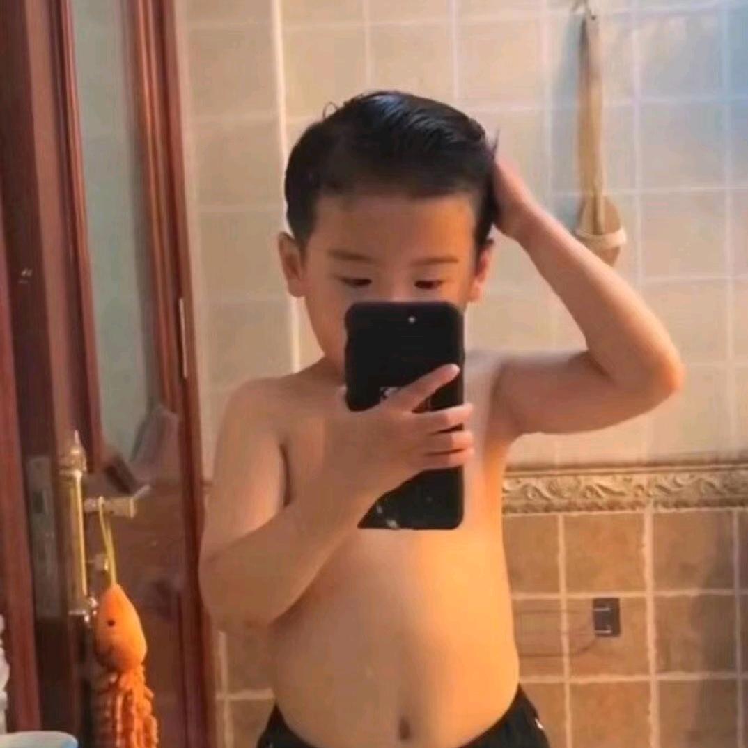 乌云蓝天