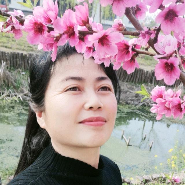 爱跳广场舞的朱家大小姐