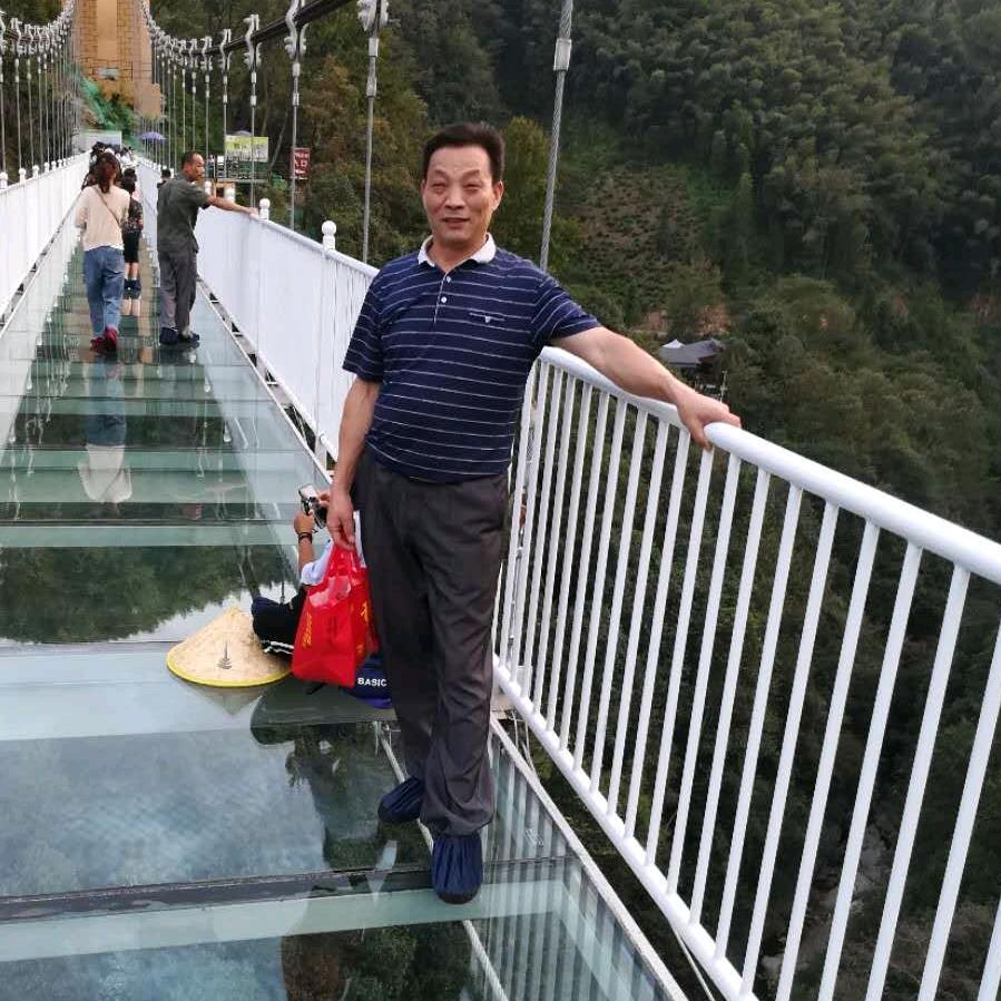 幸福下午1.18分直播欢迎光临🙏🙏