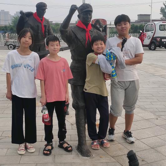 专业木工吊顶隔断做柜子