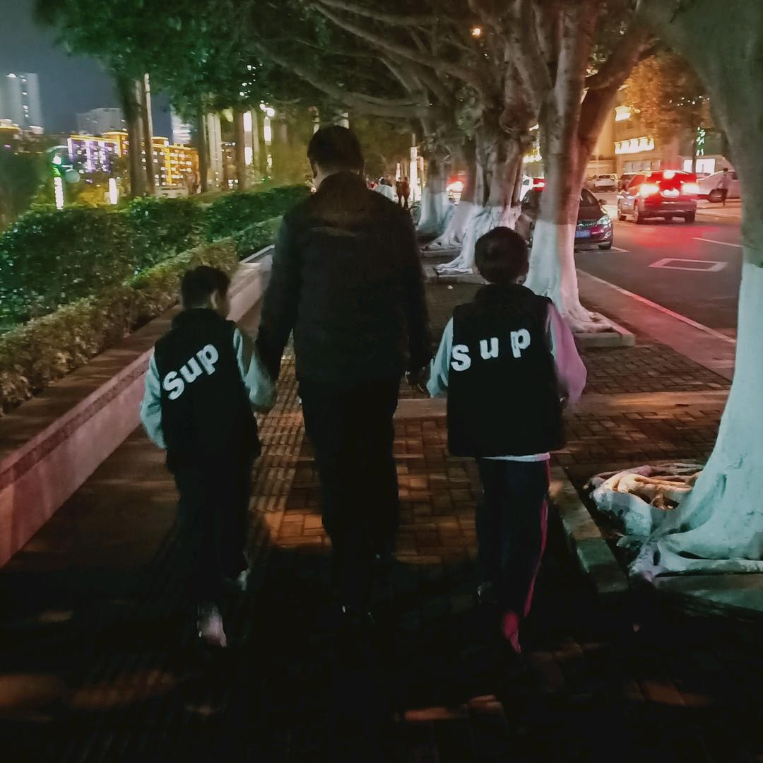 爱吃煎酿豆角的肉丝头像