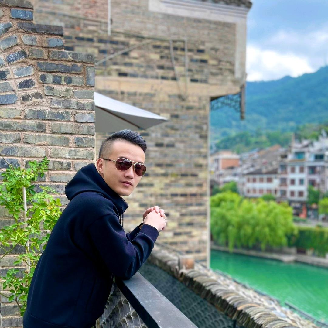 那个少年