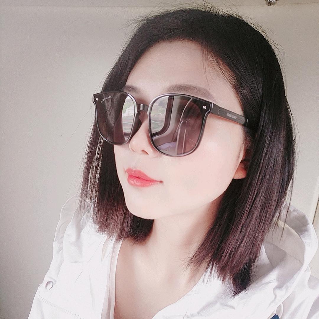 小蔚