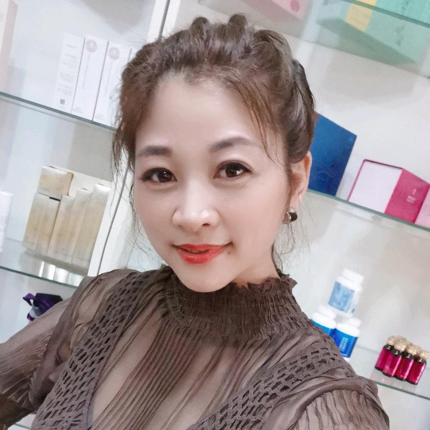 👄娜娜👄