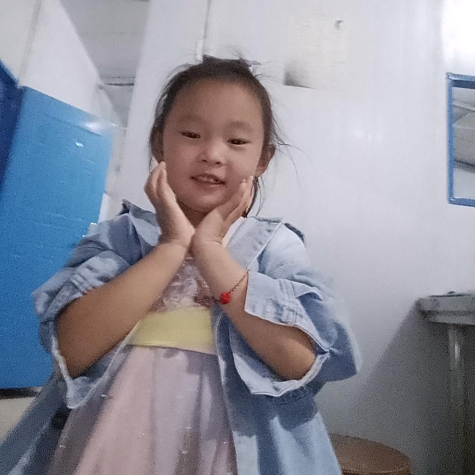 董梅芳