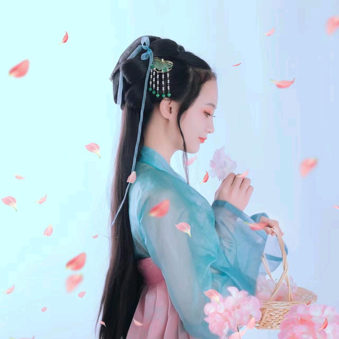 诗诗时尚穿搭