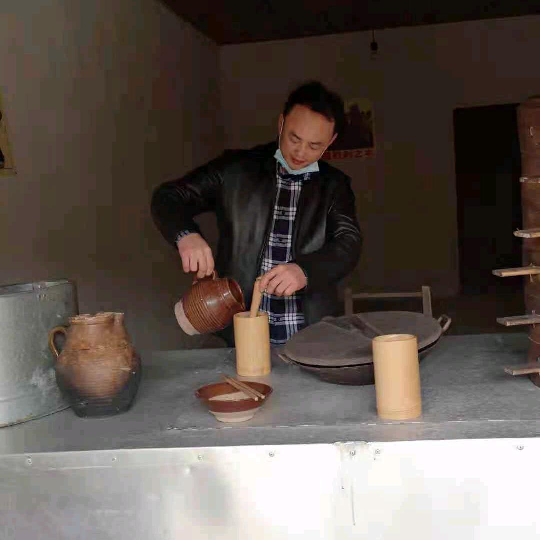 豆腐哥（爱钓鱼）