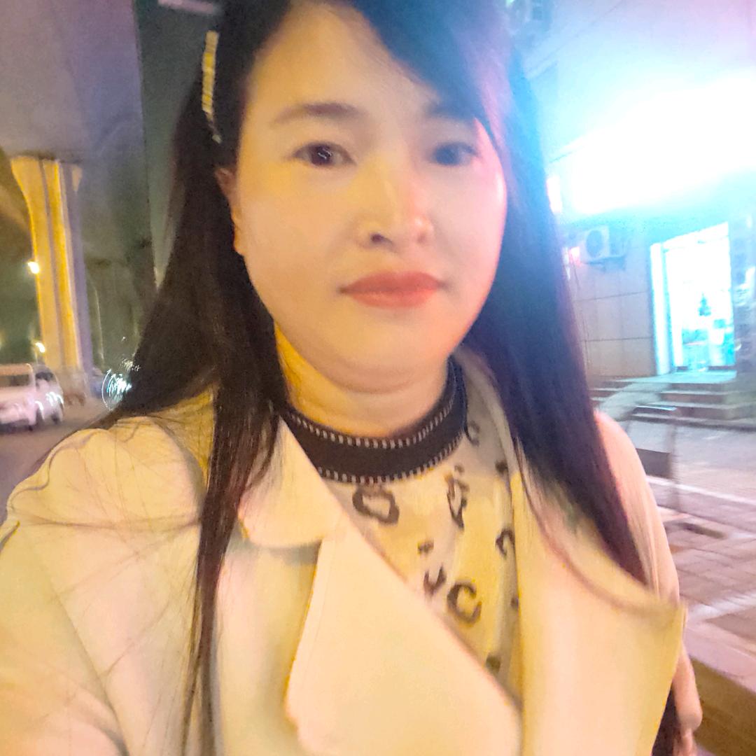 玲玲爱喝酒