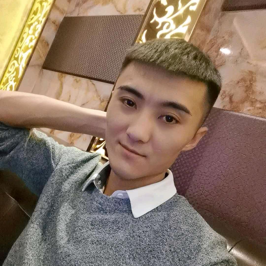 ，，，，
